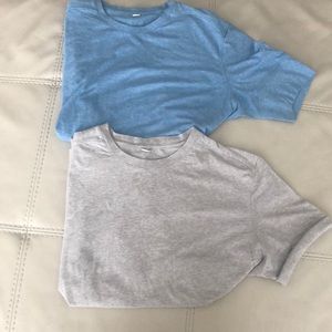 M/L kit and ace t shirts.